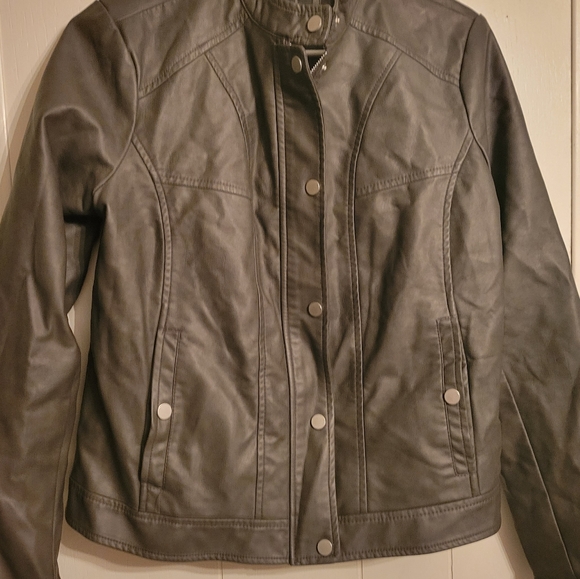 Grey leather jacket - Picture 5 of 8